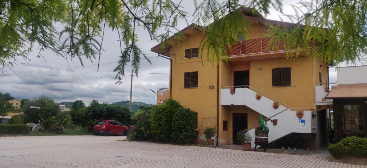 Azienda Agrituristica Piccolo Ranch San Pietro  Экстерьер фото